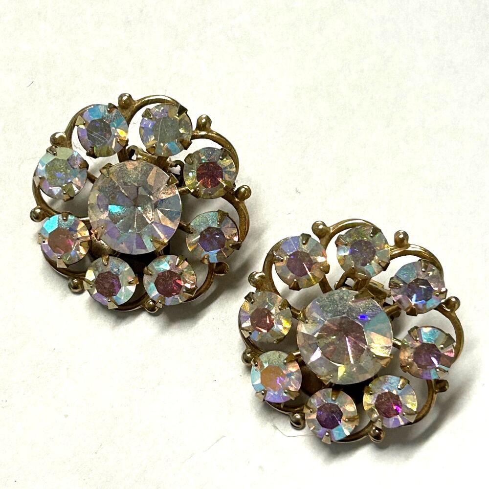 Weiss‎ Vintage MCM Clear Aurora Borealis Rhinestone Clip On Earrings